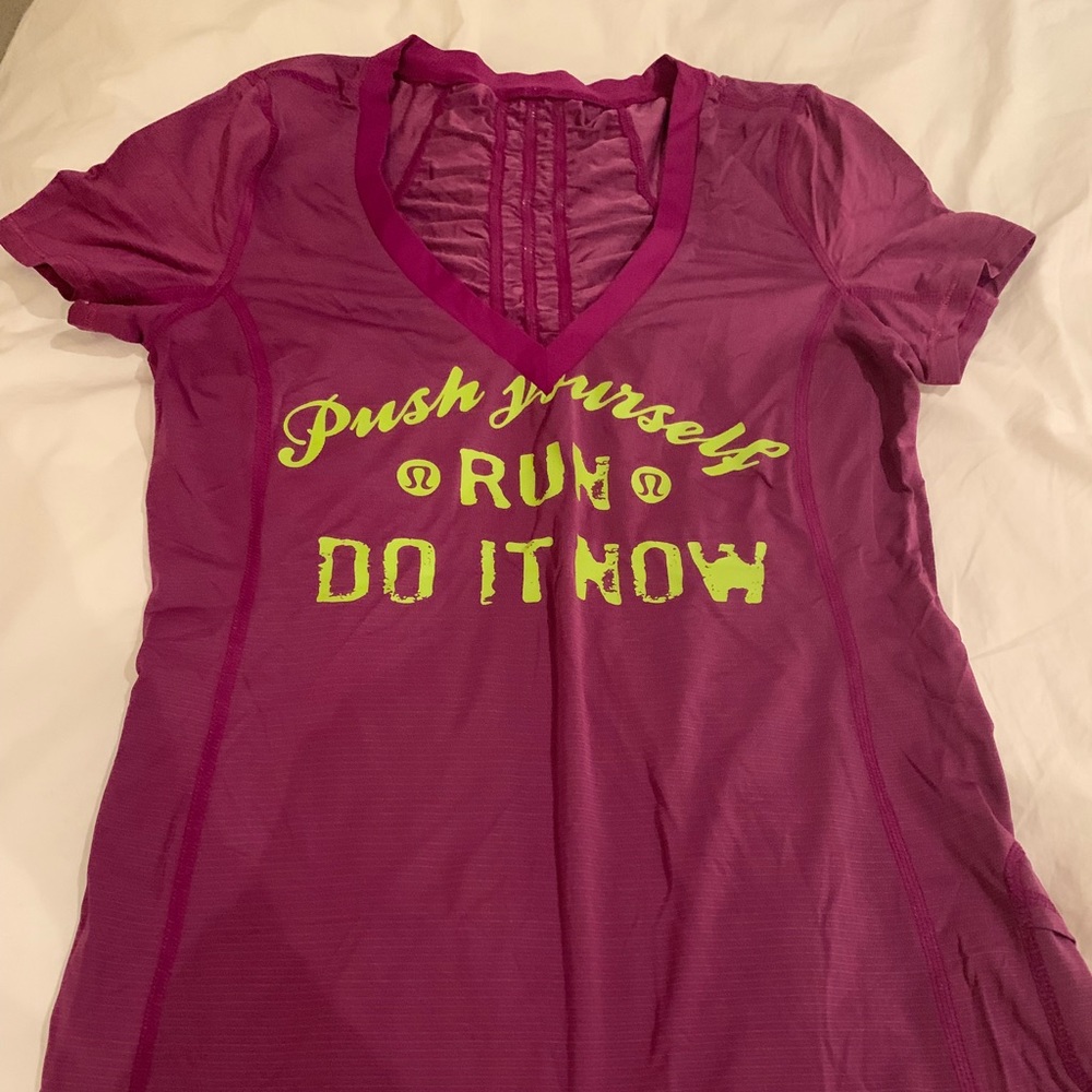 Lululemon run shirt